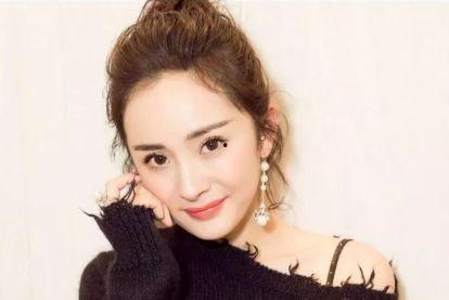 明星头发为什么这么多,为何他们头发如此浓密迷人