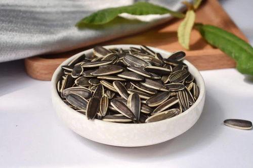 瓜子头条件,揭秘时尚潮流的标志性发型