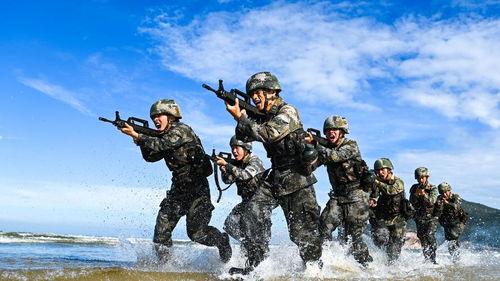 今日头条中国军费,聚焦国防现代化与全球战略布局”