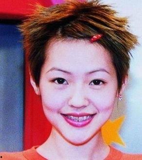 女明星牙齿丑,揭秘明星美丽背后的秘密