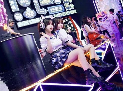 网红主播一对一,揭秘直播间的魅力瞬间