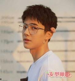 男明星碎短发,娱乐圈风波再起